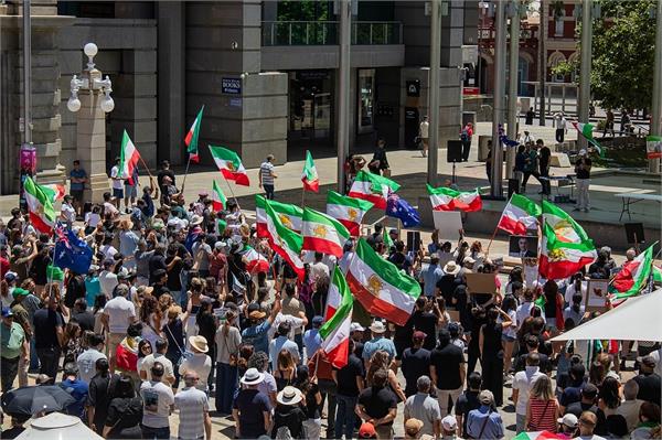 iran executed three people