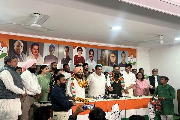 aap  s fortress is collapsing in chandigarh