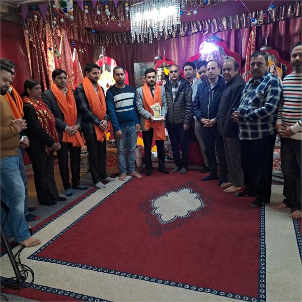 himanshu moudgil mandir arginiano