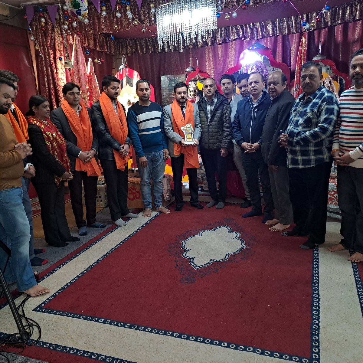 ਮਿਲਾਨ ਦੇ ਕੌਂਸਲਰ ਅਧਿਕਾਰੀ ਹਿਮਾਂਸੂ ਮੌਦਗਿਲ ਸਨਾਤਨ ਧਰਮ ਮੰਦਿਰ ਆਰਜੀਨਿਆਨੋ ਵਿਖੇ ਪਹੁੰਚੇ