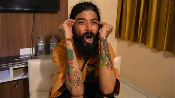 the famous youtuber burst into tears 