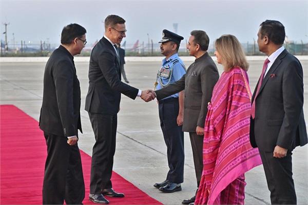 finnish president reches india