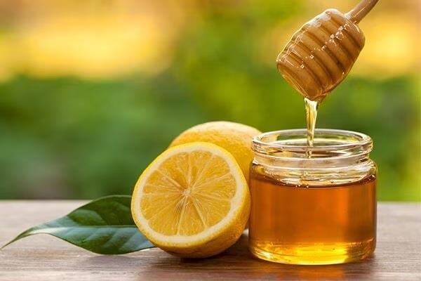 lemon will brighten your face 