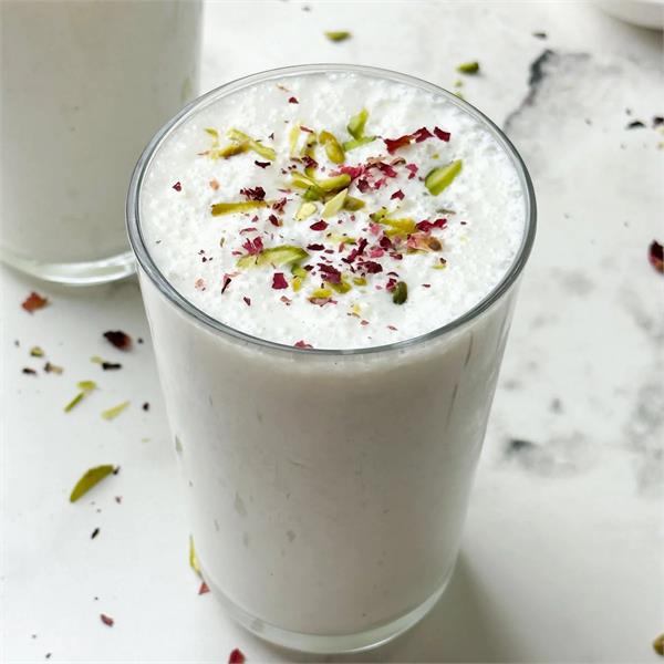 how to make lassi