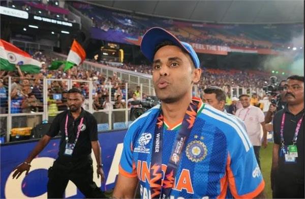 suryakumar yadav shared an emotional video on social media