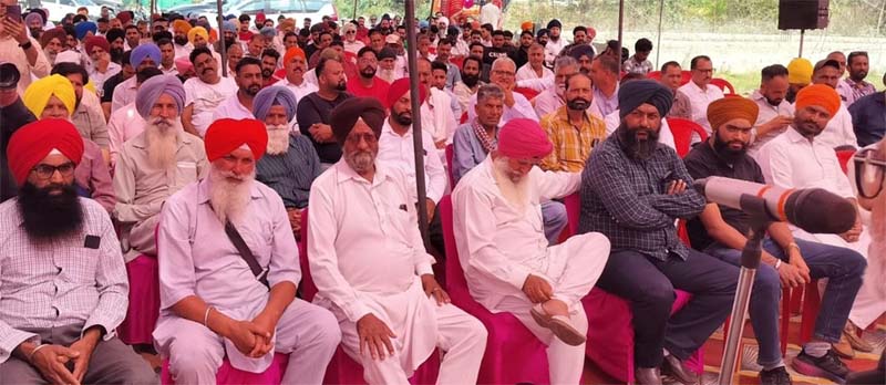 ਗੈਰ-ਕਾਨੂੰਨੀ ਮਾਈਨਿੰਗ ਵਿਰੁੱਧ ਕਾਂਗਰਸ ਦਾ ਹੱਲਾ-ਬੋਲ, ਸਰਕਾਰ ਤੇ ਪ੍ਰਸ਼ਾਸਨ ''ਤੇ ਮਿਲੀਭੁਗਤ ਦੇ ਇਲਜ਼ਾਮ