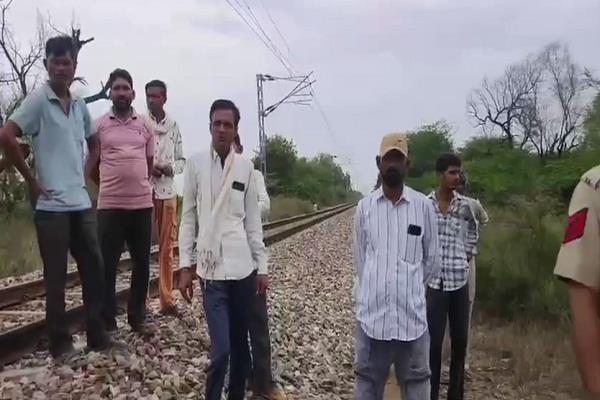 body of 12th class student found on railway track