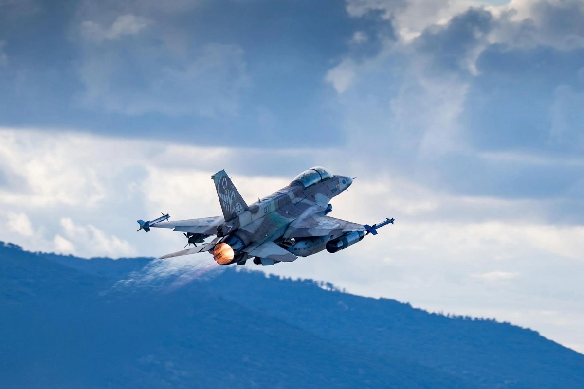 ਵੱਡੀ ਖ਼ਬਰ: ਇਜ਼ਰਾਈਲ ਦਾ 'ਆਪ੍ਰੇਸ਼ਨ ਈਰਾਨ' ਹੋਇਆ ਹੋਰ ਤੇਜ਼; 21 ਦਿਨਾਂ 'ਚ 1,000 ਟਿਕਾਣਿਆਂ 'ਤੇ ਬੰਬਾਰੀ ਦਾ ਪਲਾਨ