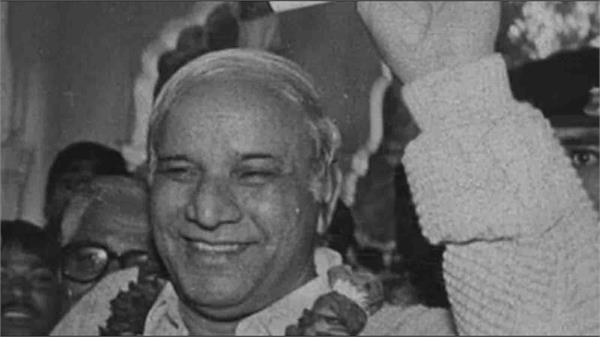 all parties in up are in the race to revive the legacy of kanshi ram