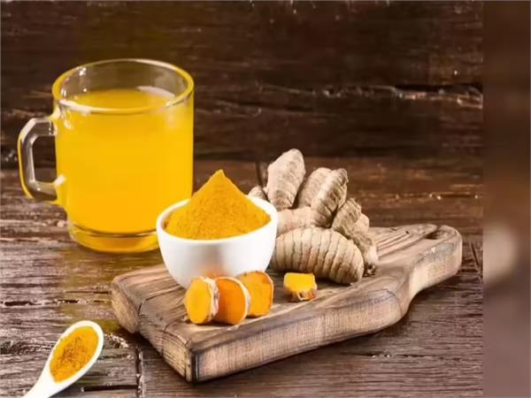 benefits of drinking turmeric water