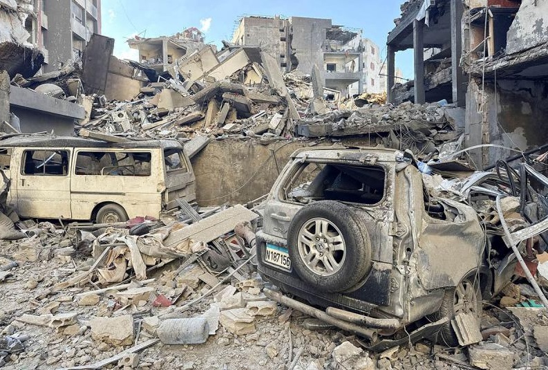 ਹਿਜ਼ਬੁੱਲਾ ਨੇ ਇਜ਼ਰਾਈਲ ''ਤੇ ਦਾਗੇ 2000 ਮਿਜ਼ਾਈਲਾਂ ਤੇ ਡਰੋਨ ! ਜੰਗ ਦੇ ਹੋਰ ਭਿਆਨਕ ਹੋਣ ਦੇ ਵਧੇ ਆਸਾਰ