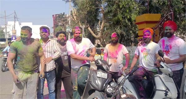 holi festival celebreation in tanda