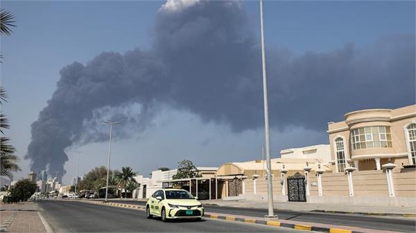 6 killed  142 injured in uae   defence ministry