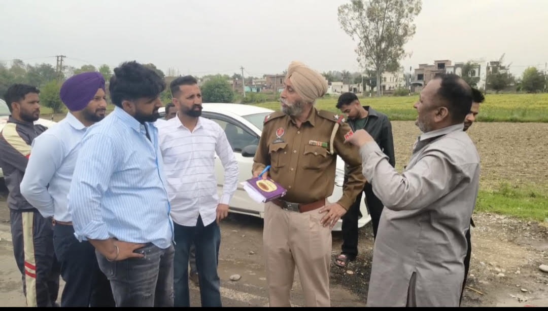 ਦੀਨਾਨਗਰ ਦੇ ਸਿੰਘੋਵਾਲ ਬਾਈਪਾਸ ‘ਤੇ ਬਲੈਰੋ ਤੇ ਬਲੇਨੋ ਵਿਚ ਭਿਆਨਕ ਟੱਕਰ, ਨੌਜਵਾਨ ਵਾਲ-ਵਾਲ ਬਚਿਆ