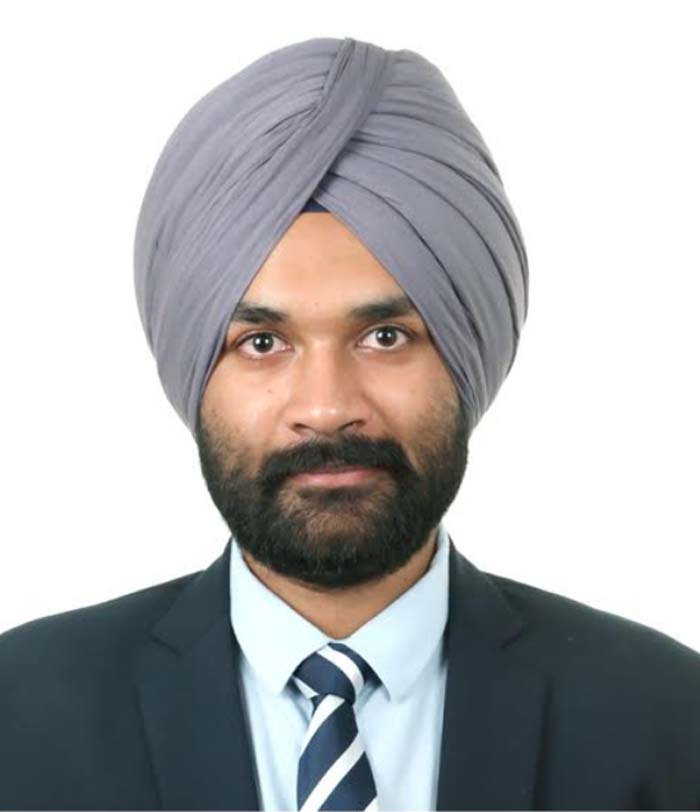 ਟਾਂਡਾ ਦੇ ਨੌਜਵਾਨ ਡਾ. ਸਰਬਰਾਜ ਸਿੰਘ ਨੇ ਮਾਰੀਆਂ ਮੱਲਾਂ, UPSC 'ਚੋਂ ਹਾਸਲ ਕੀਤਾ 201ਵਾਂ ਰੈਂਕ