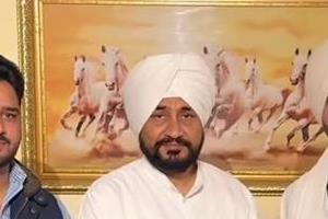 former cm charanjit singh channi shares pictures with singer nirvair pannu