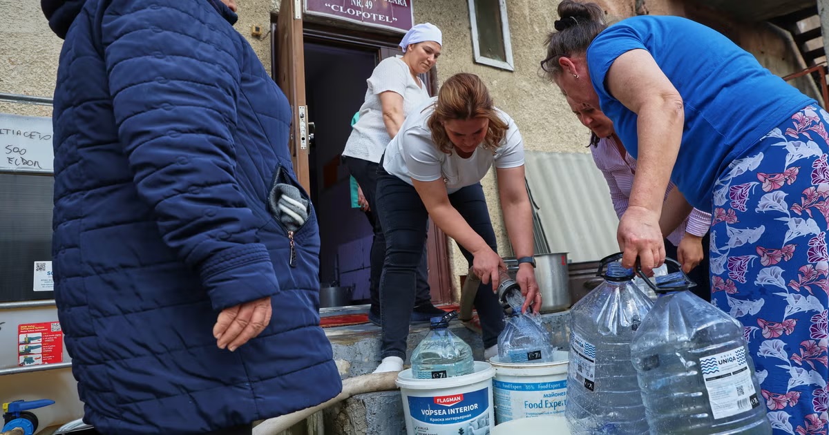 ਵੱਡੀ ਖ਼ਬਰ: ਮੋਲਡੋਵਾ 'ਚ ਰੂਸੀ ਹਮਲੇ ਕਾਰਨ ਜਲ ਸੰਕਟ; ਪੀਣ ਵਾਲੇ ਪਾਣੀ ਲਈ ਤਰਸੇ ਹਜ਼ਾਰਾਂ ਲੋਕ