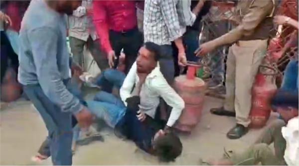 outcry over gas cylinder