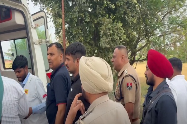 ਵੱਡੀ ਖ਼ਬਰ : PU ਫਾਇਰਿੰਗ ਮਾਮਲੇ 'ਚ ਮੁੱਖ ਸ਼ੂਟਰ ਦਾ ਐਨਕਾਊਂਟਰ, ਪੜ੍ਹੋ ਕੀ ਹੈ ਪੂਰਾ ਮਾਮਲਾ