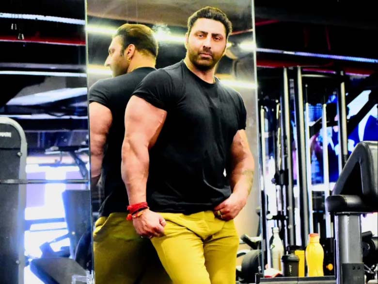 ਵਰਿੰਦਰ ਘੁੰਮਣ ਦੀ ਮੌਤ ਦੇ ਮਾਮਲੇ ''ਚ ਡਾਕਟਰਾਂ ਖ਼ਿਲਾਫ਼ FIR ਦਰਜ ਹੋਣ ''ਤੇ ਭਰਾ ਨੇ ਕੀਤੇ ਵੱਡੇ ਖ਼ੁਲਾਸੇ