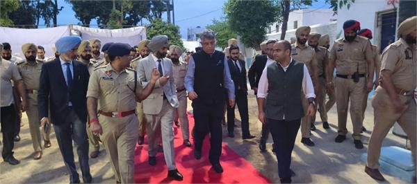 justice vikas bahl visits central jail gurdaspur