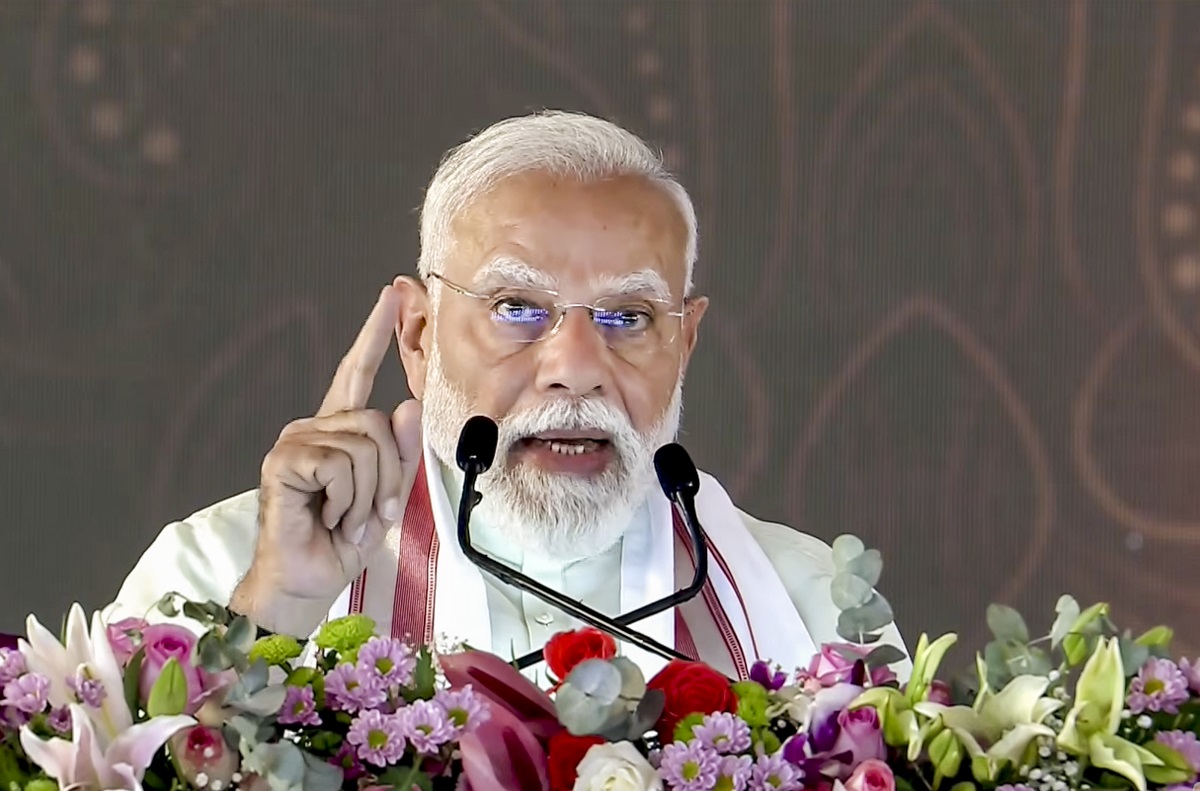 ਪੁਡੂਚੇਰੀ ਨੂੰ ਦਿੱਲੀ ਦੇ ''ਇਕ ਪਰਿਵਾਰ'' ਲਈ ATM ਵਾਂਗ ਵਰਤਿਆ ਗਿਆ: PM ਮੋਦੀ ਦਾ ਕਾਂਗਰਸ ''ਤੇ ਤਿੱਖਾ ਹਮਲਾ