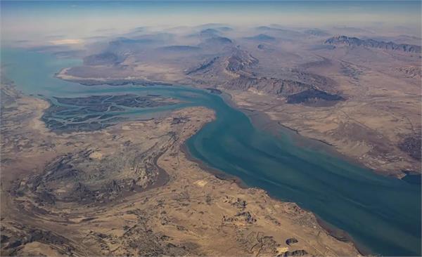 strait of hormuz should not be allowed to close 