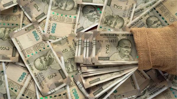 bengal elections  cash  liquor  and narcotics worth  181 crore seized