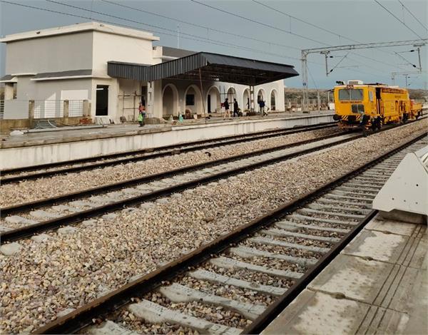 work on daulatpur kartoli railway station complete