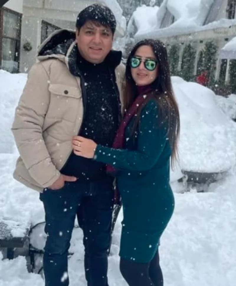 Punjab: ਬਣਿਆ ਪੂਰਾ ਫ਼ਿਲਮੀ ਸੀਨ! THAR 'ਤੇ ਆਈ ਪਤਨੀ ਪੁਲਸ ਹਿਰਾਸਤ 'ਚੋਂ ਭਜਾ ਕੇ ਲੈ ਗਈ ਪਤੀ