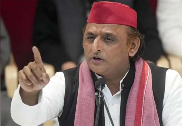 akhilesh yadav targeted the government 