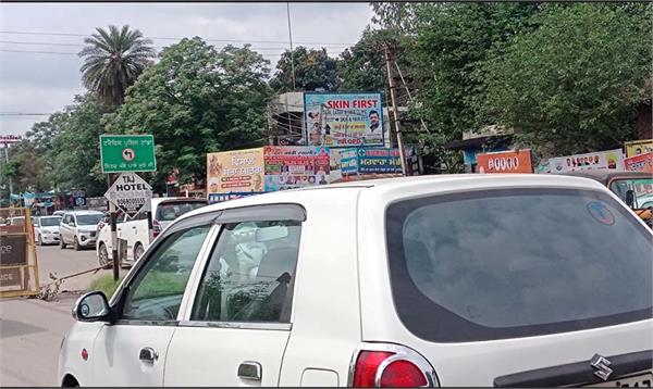 tanda  s traffic problem has become a headache for people