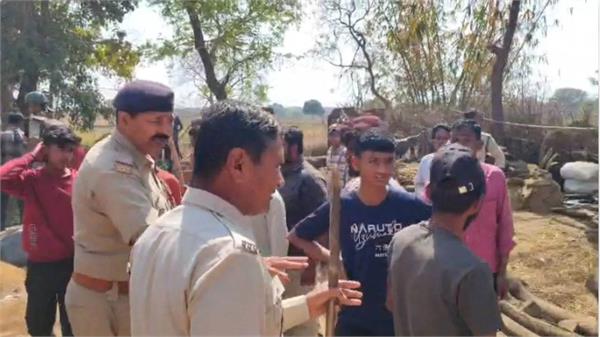 fight between two sides