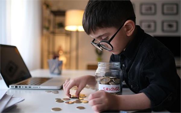 how to raise financially literate teenagers