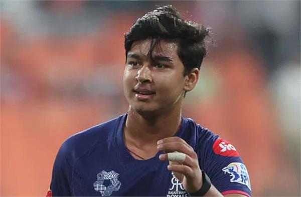 rajasthan royals get 15 year old sixer king for cheap