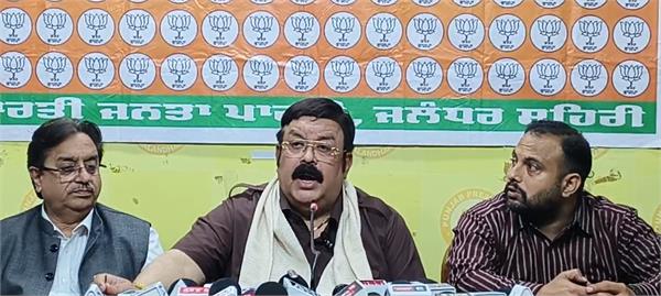 prime minister modi kept the countrymen safe  shweta malik