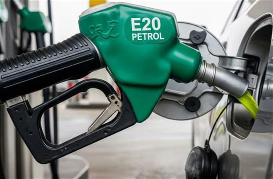 ਭੁੱਲ ਕੇ ਵੀ ਨਾ ਪੁਆਓ ਇਹ ਪੈਟਰੋਲ! ਖ਼ਰਾਬ ਹੋ ਸਕਦੈ ਤੁਹਾਡੀ ਗੱਡੀ ਦਾ ਇੰਜਣ