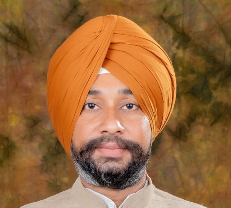 ਸਫਾਈ ਕਰਮਚਾਰੀ ਦੀ ਮੌਤ ''ਤੇ ਐਕਸ਼ਨ ''ਚ ਰਾਸ਼ਟਰੀ ਸਫਾਈ ਕਰਮਚਾਰੀ ਕਮਿਸ਼ਨ