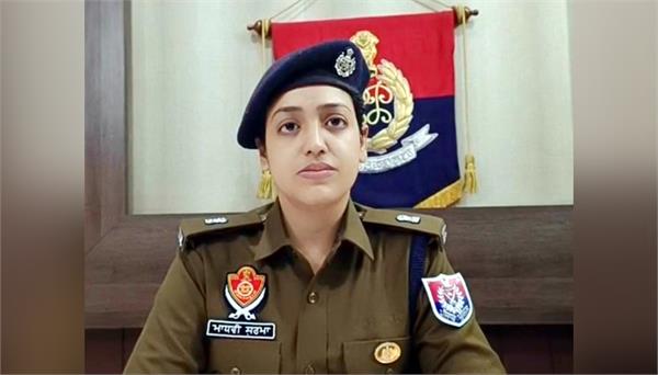phagwara police arrests accused of extorting 11 000 within 24 hours