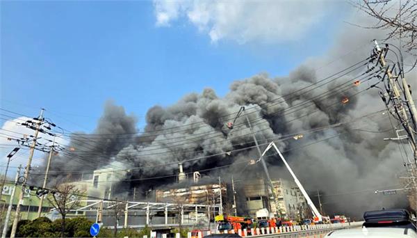 massive fire breaks out at south korean factory