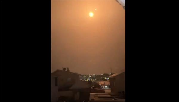 iran fires ballistic missiles at israel