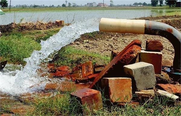 excessive extraction of groundwater is a serious problem in punjab