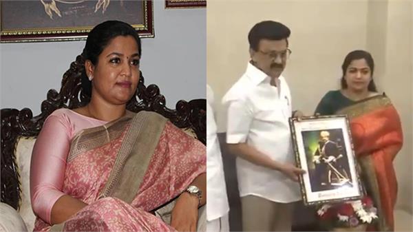 actress ranjana nachiyar joins dmk