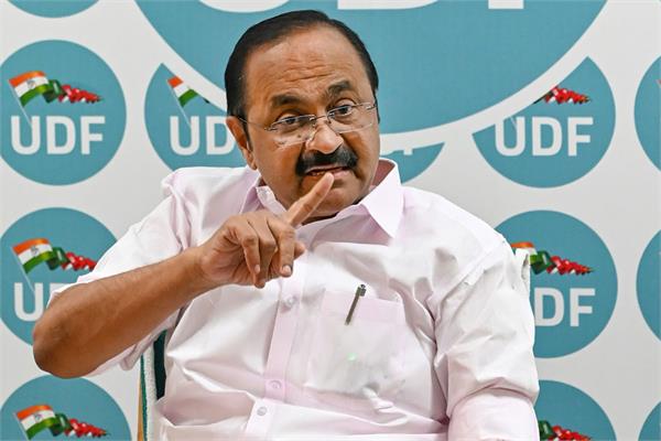 new trend of senior leaders joining congress kerala cpi m 