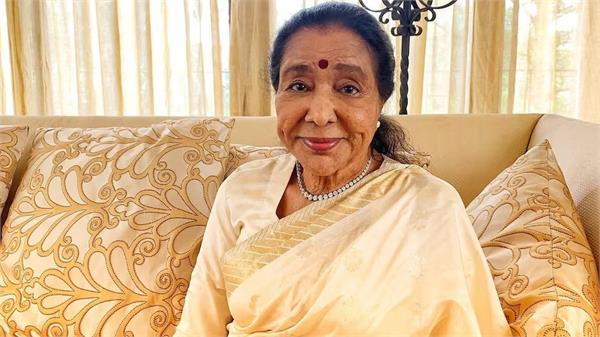 asha bhosle hospitalized