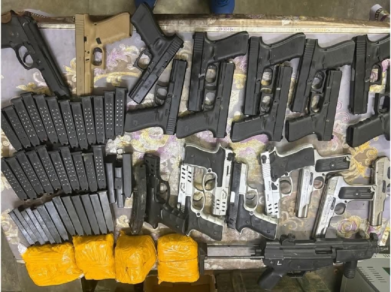 ‘ਪਾਕਿਸਤਾਨ ਸਰਹੱਦ ਤੋਂ ਜਾਰੀ ਹਥਿਆਰਾਂ ਦੀ ਸਮੱਗਲਿੰਗ’ ਵਧੇਰੇ ਚੌਕਸੀ ਅਤੇ ਐਂਟੀ ਡ੍ਰੋਨ ਸਿਸਟਮ ਜ਼ਰੂਰੀ!