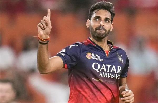 bhuvneshwar kumar creates history