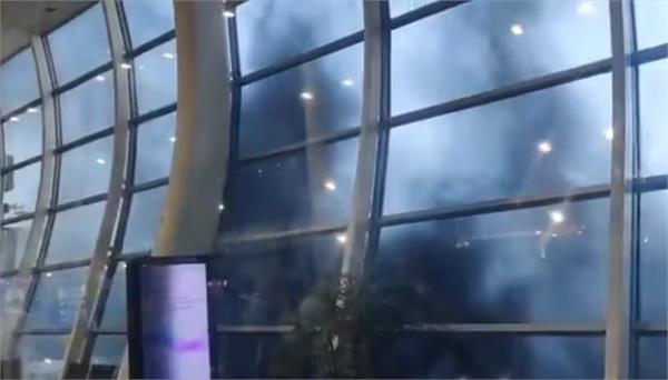 massive fire breaks out at mumbai airport terminal 1