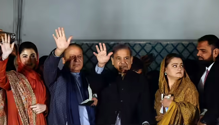 ਅਦਾਲਤ ਨੇ ਪਾਕਿਸਤਾਨੀ PM ਦੀ ਬੇਟੀ ਅਤੇ ਜਵਾਈ ਦੇ ਗ੍ਰਿਫਤਾਰੀ ਵਾਰੰਟ ’ਤੇ ਲਾਈ ਰੋਕ