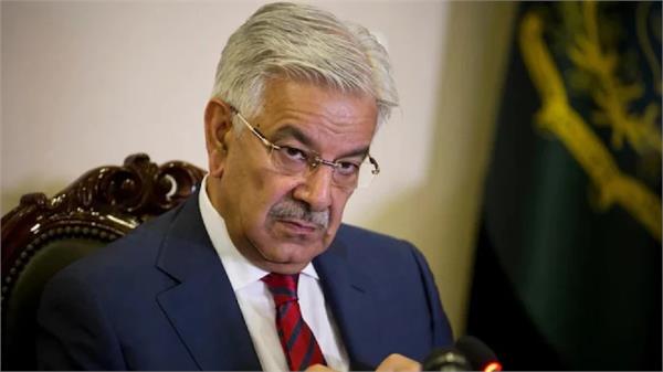 pakistani defense minister khawaja asif  s taunt